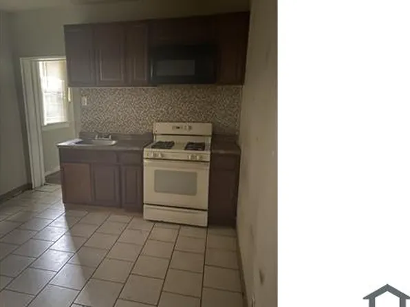 6429 Dorel St, Philadelphia, PA 19142