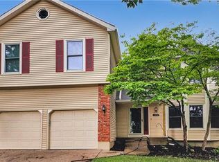 14250 S Arapaho Dr, Olathe, KS 66062