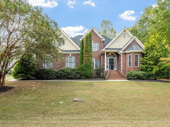 400 Charleston Dr, Clayton, NC 27520