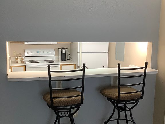 5th image of 525 Southwest Pkwy APT 303