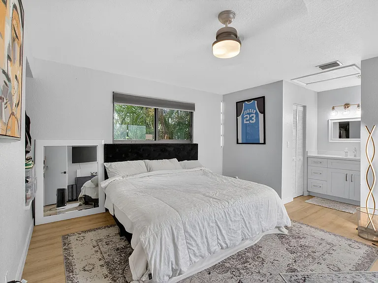 22270 Pineapple Walk Dr — Photo 13