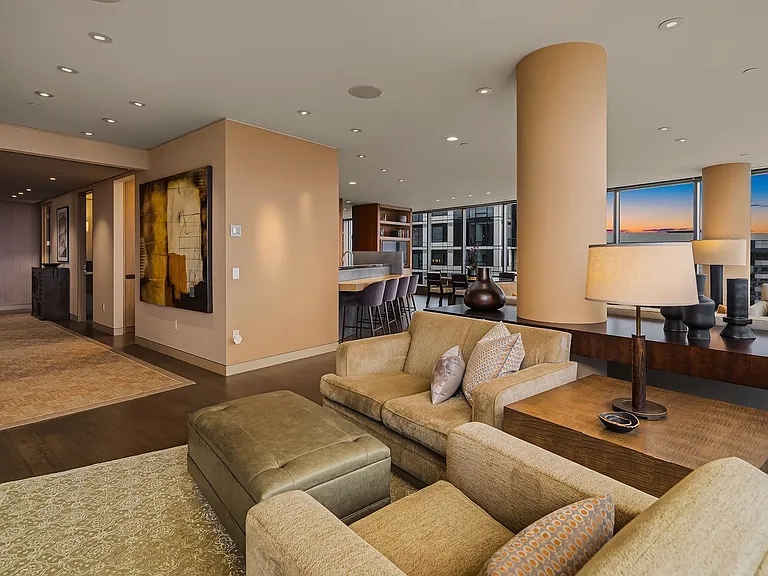 650 Bellevue Way NE #4004 — Photo 12