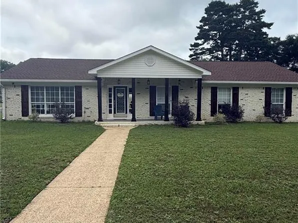 6208 Pine Needle Dr S, Mobile, AL 36609