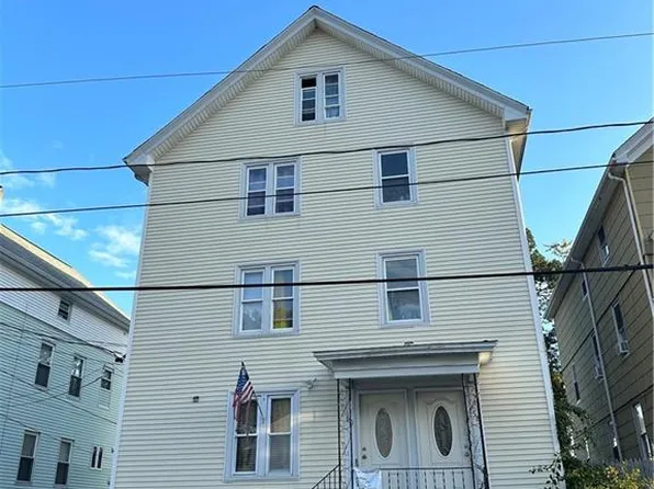 60-58 Anthony Ave, Pawtucket, RI 02860