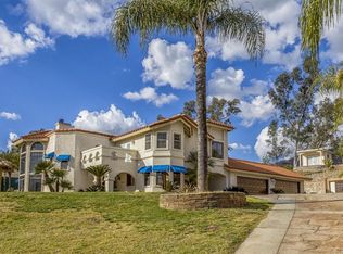 28766 Oak Ridge Rd, Highland, CA 92346