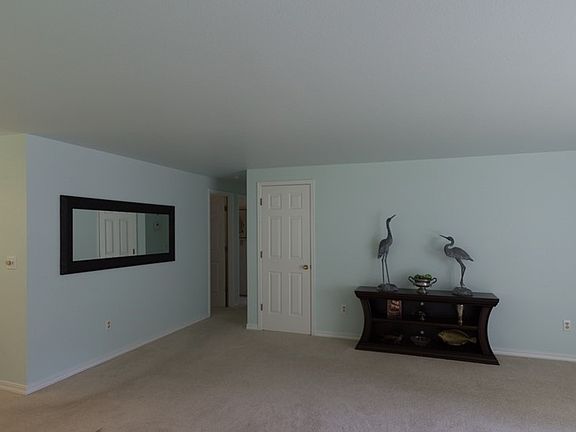 4th image of 3313 44th Street Ct #10