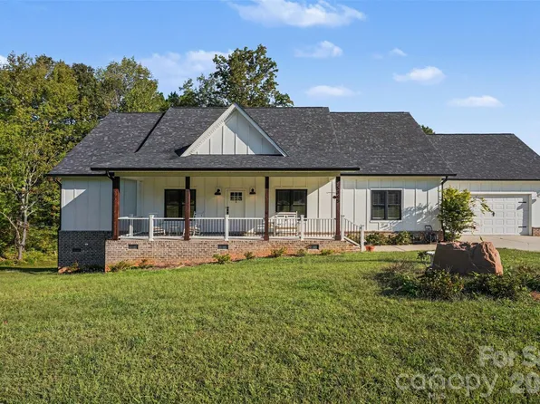 5345 Christopher Rd, Iron Station, NC 28080