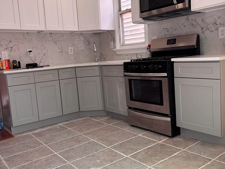 5208 Tonnelle Ave — Photo 5