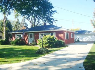 250 N Margaret Dr, Marblehead, OH 43440