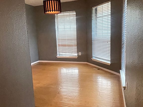 5th image of 1316 NW 184th St #1