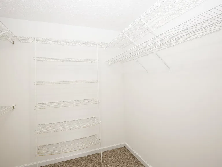 8 Moore Dr — Photo 39