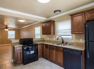 1917 S 40th St, Springdale, AR 72762