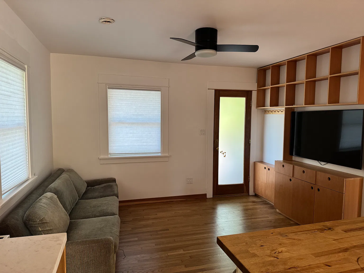 2301 Glyndon Ave — Photo 2
