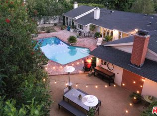 20601 Dumont St, Woodland Hills, CA 91364