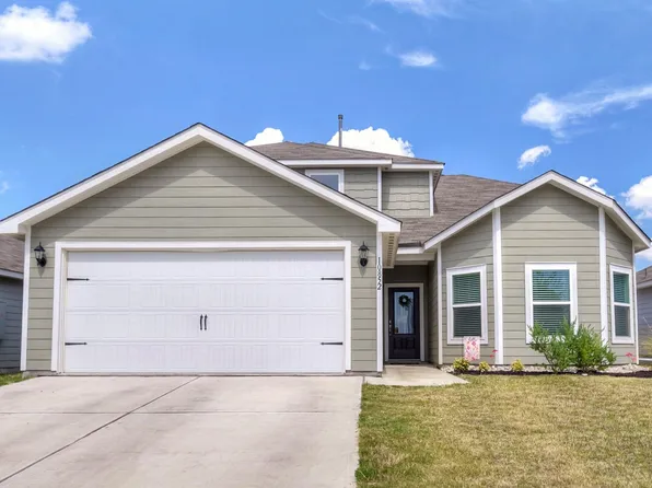 10852 Copper Hills Ln, Fort Worth, TX 76108