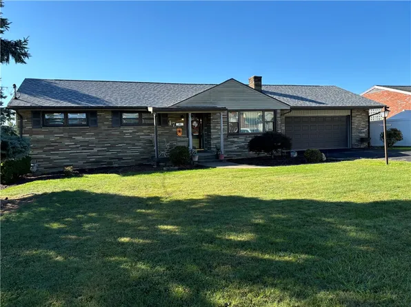 17 Margaret St, Uniontown, PA 15401