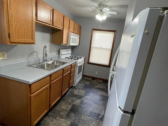 5th image of 2203 S Pershing Dr