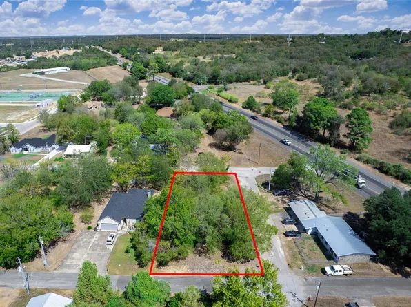 1603 Gordon St, Bastrop, TX 78602