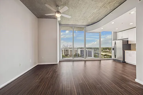 5925 Almeda Rd #10913 Photo 1