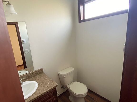 3rd image of 2047 Andress Ln #D