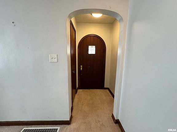 4th image of 2537 S 5th St