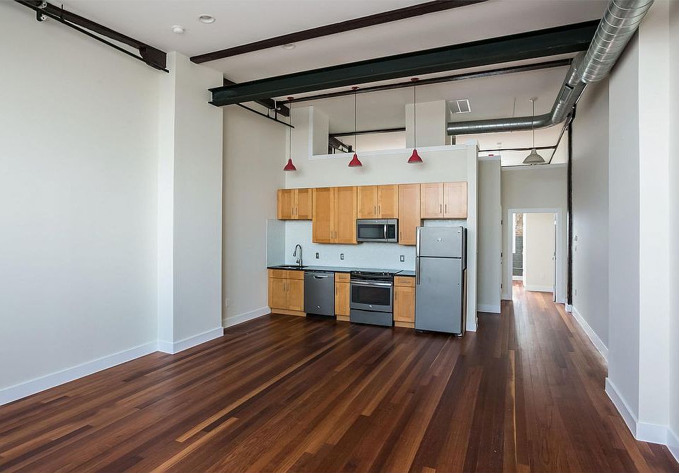 1st image of 3421 Richmond St APT 206
