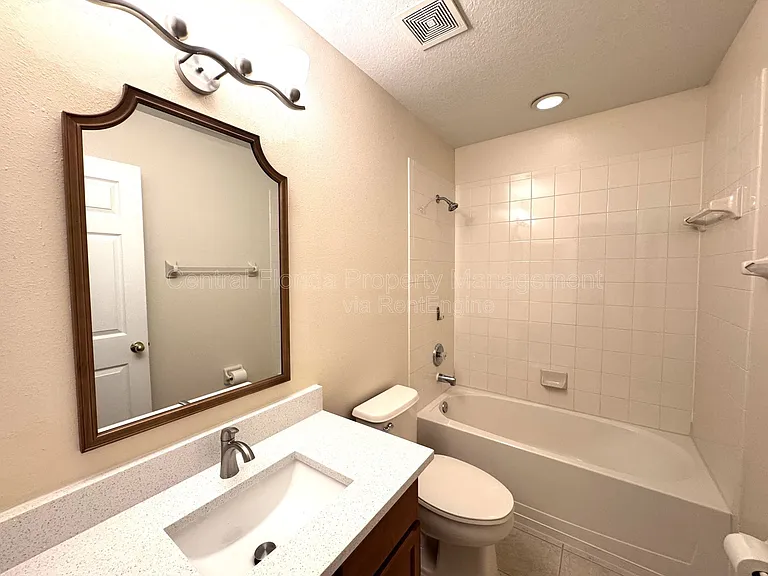 10036 Moorshire Cir — Photo 14