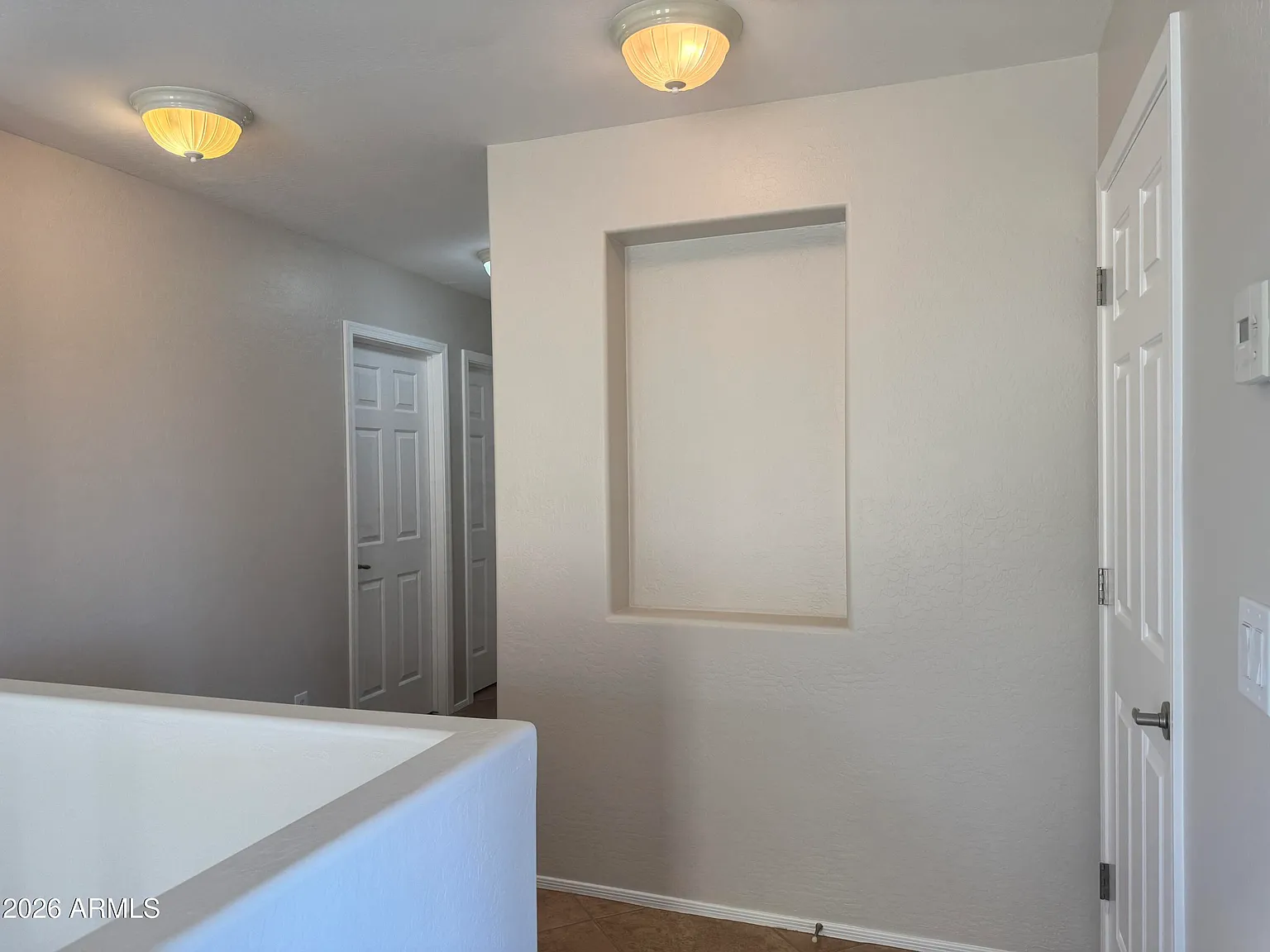 4 bed, 2.5 bath, 1965 sqft, $2,350 — Photo 2