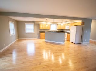 918 Carrier Creek Blvd NE #920, Grand Rapids, MI 49503