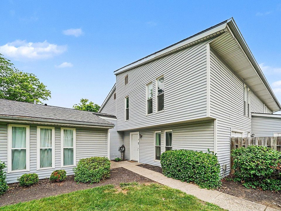 1st image of 4245 Briarwood Dr APT 2