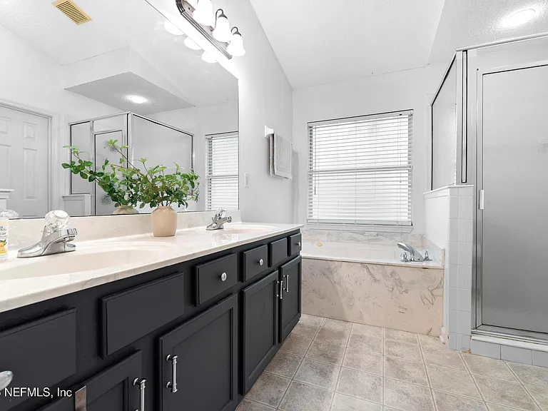 1442 Laurel Oak Dr — Photo 8
