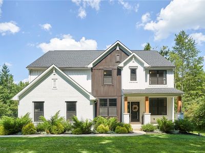 7754 Bainbridge Rd, Chagrin Falls, OH, 44023