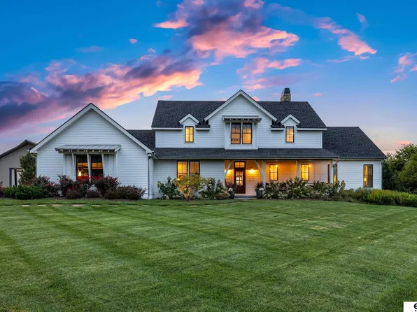 20740 Rawhide Rd, Elkhorn, NE 68022