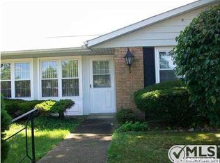 2A Cambridge Cir, Manchester, NJ 08759