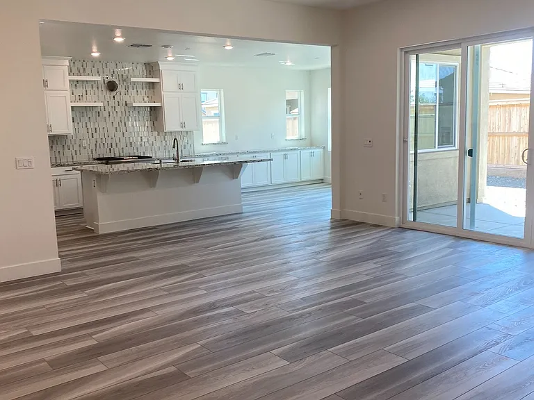 3561 Cormorant Dr — Photo 6
