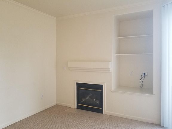 5th image of 5201 Laguna Oaks Dr Unit 125