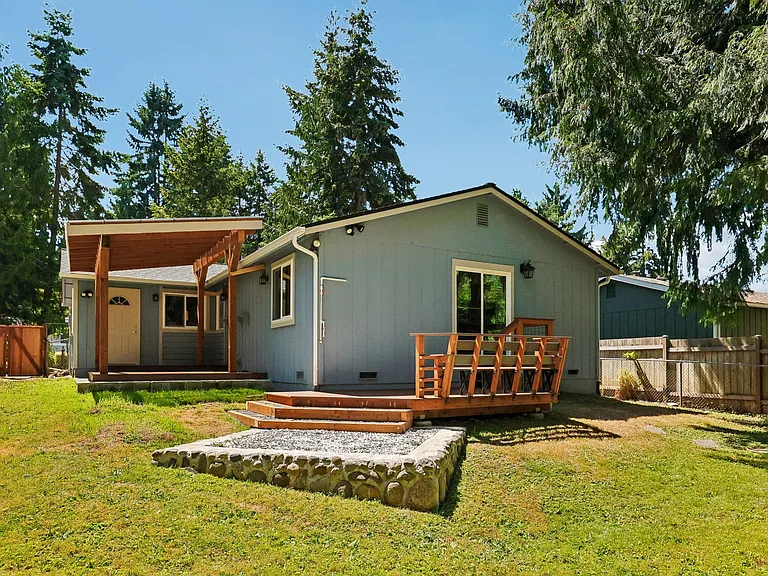 5611 145th St SW — Photo 36
