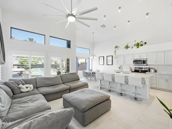 1572 E BLACK DIAMOND Drive, Gilbert, AZ 85296