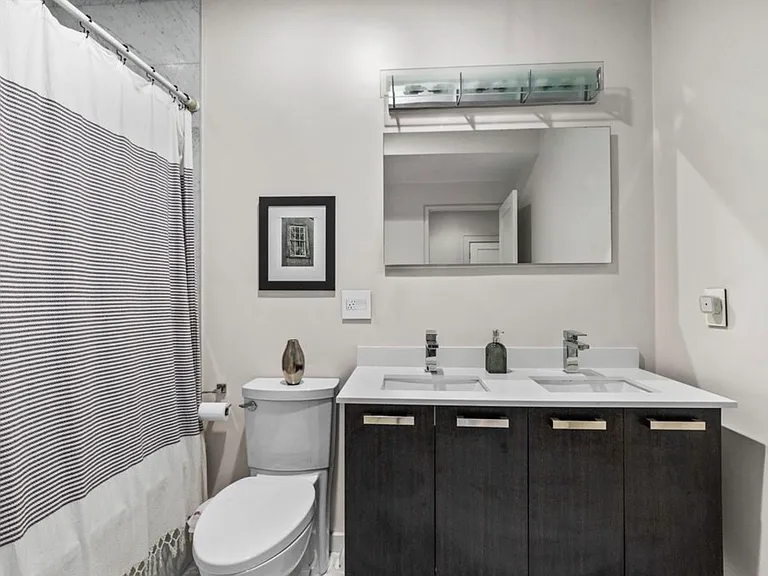 687 E 2nd St #2 — Photo 5