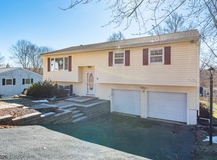 22 Mountain Heights Dr, Byram Twp., NJ 07871