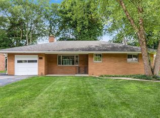 211 Ceramic Dr, Columbus, OH 43214