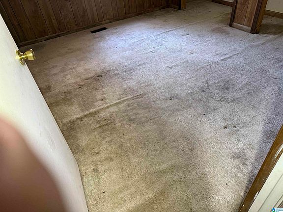 5th image of 200 Lake Country Dr