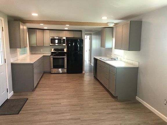 2nd image of 324 Blackburn Blvd