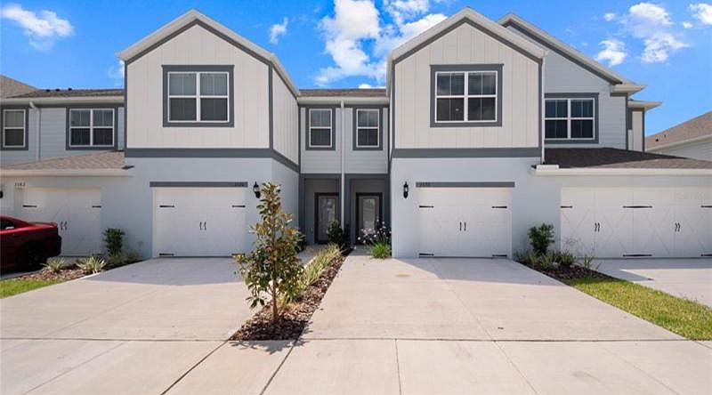 1st image of 3570 Plainview Dr