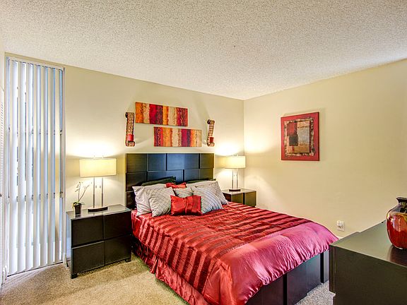 5th image of 2940 Forest Hills Blvd #B-3g