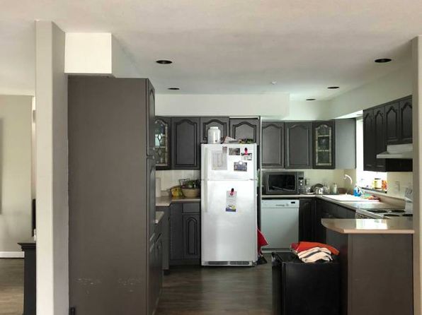 3 bedroom rental in Vancouver — photo 2