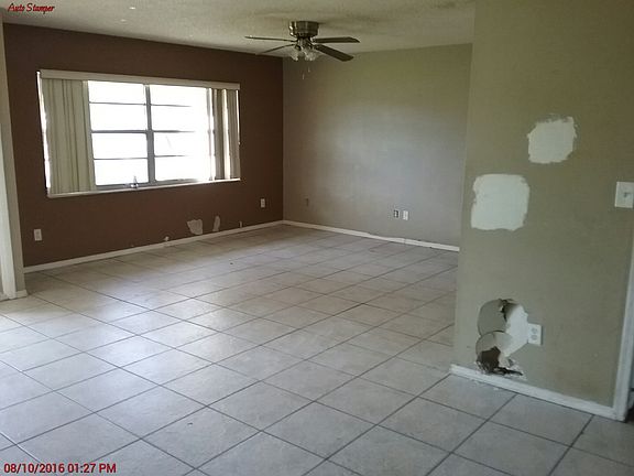 3rd image of 1031 Dawson Dr