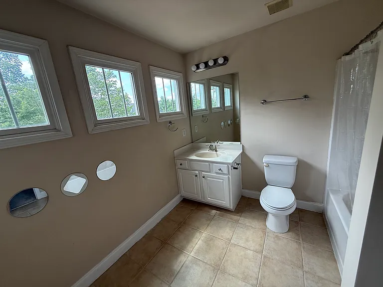 1803 Thomas Pointe Trce — Photo 16