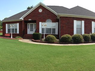 102 Thomas Woods Ct, Huntsville, AL 35806