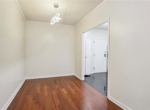 5th image of 1750 Saint Charles Ave APT 205
